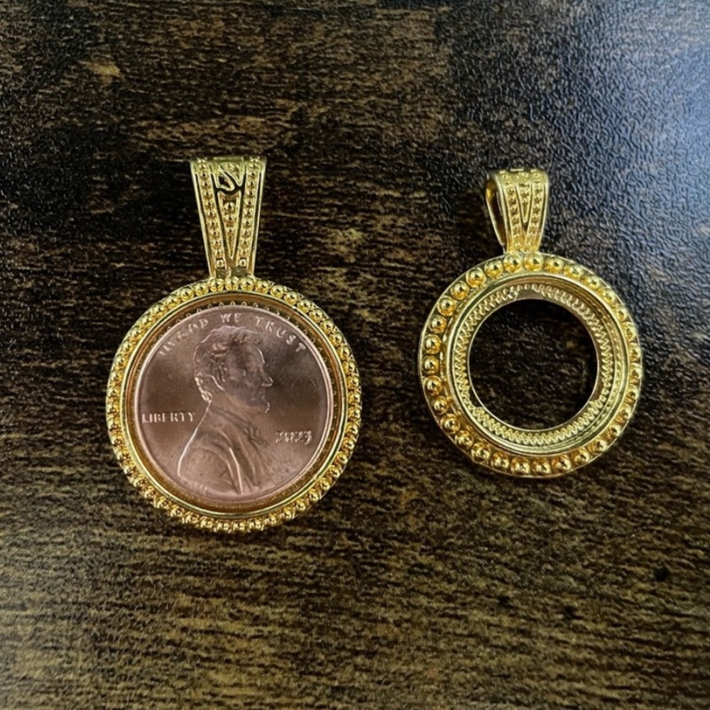 Gold-Plated Pendant Trays (14)